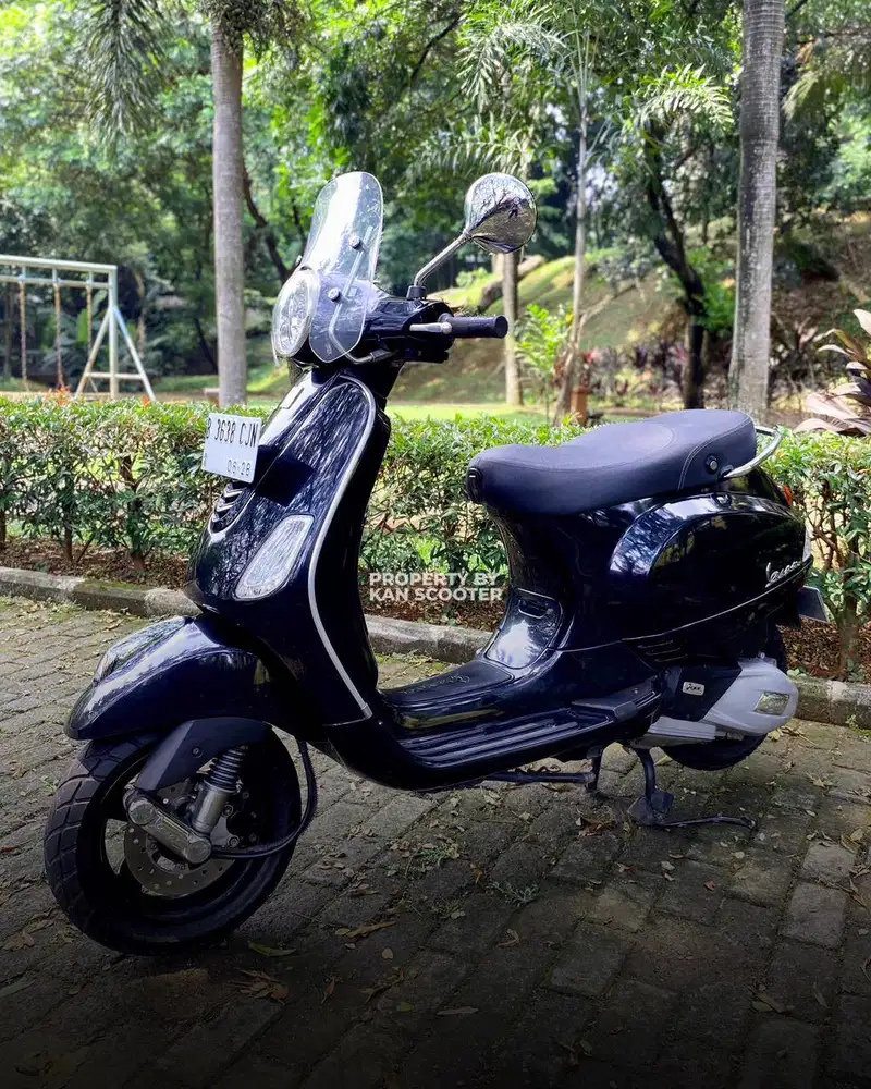 JUAL MURAH VESPA LX 125 iGET 2018 MULUS