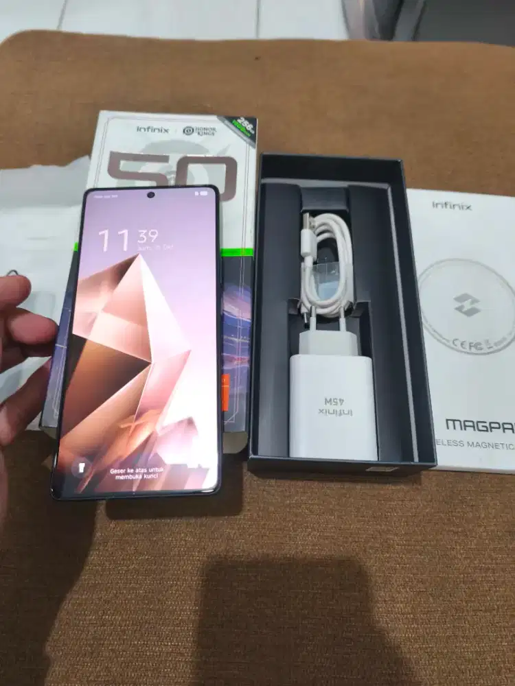 Infinix note 50. 8/256