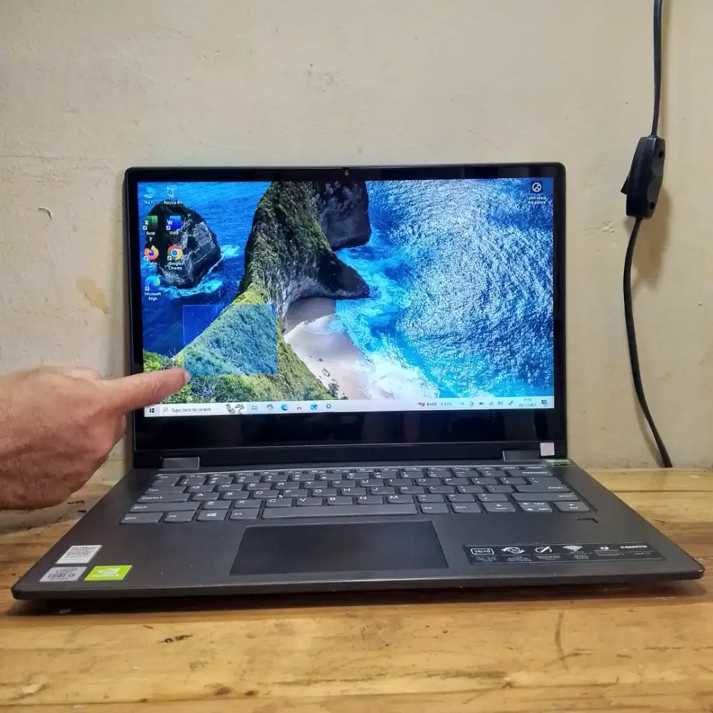 Laptop editing Lenovo core i3 gen 10 Ram 8 GB SSD 512 GB Nvidia MX230