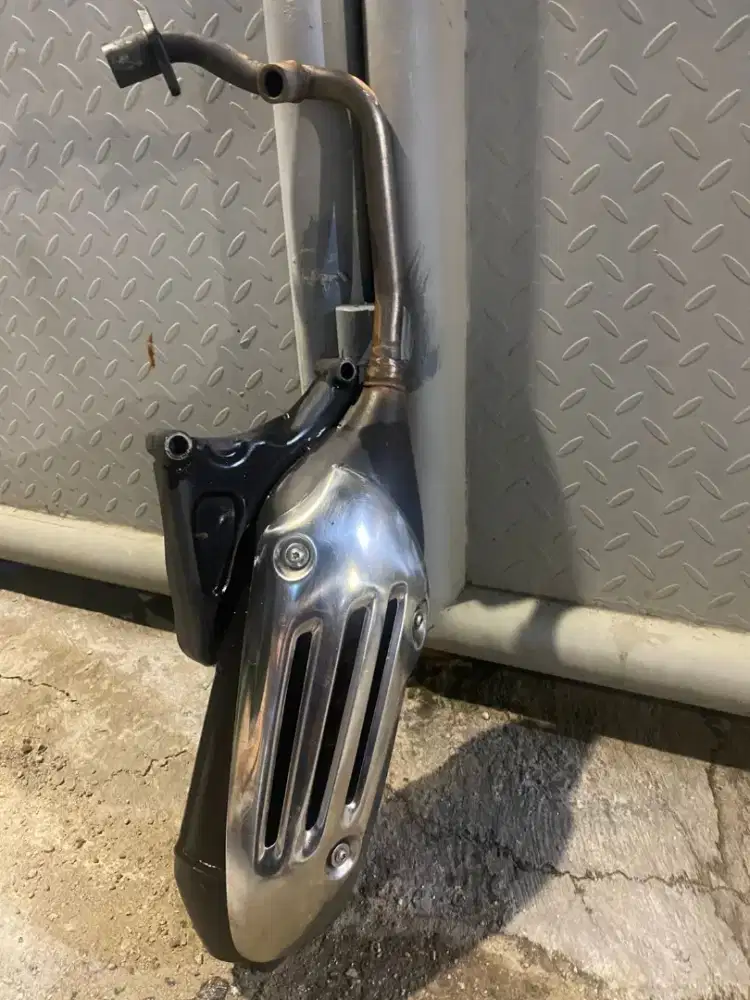 knalpot standar vespa matic