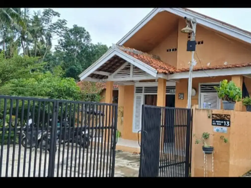 Dijual Rumah Megah sejuk dan strategis di Depok