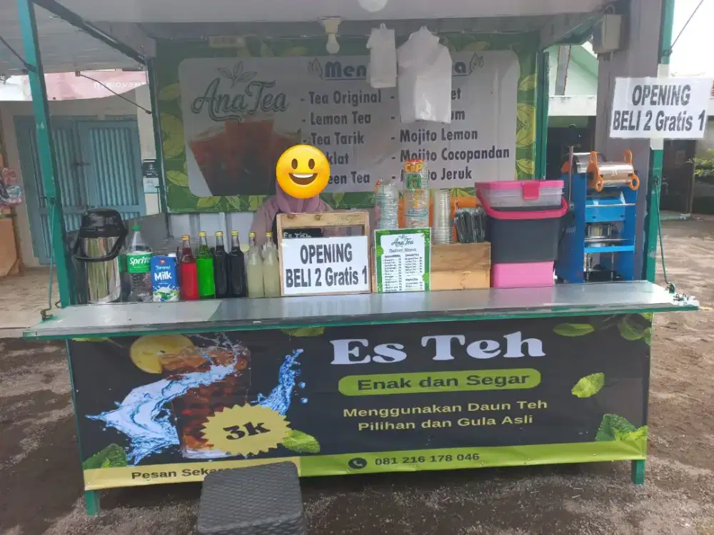 Box kontainer es teh