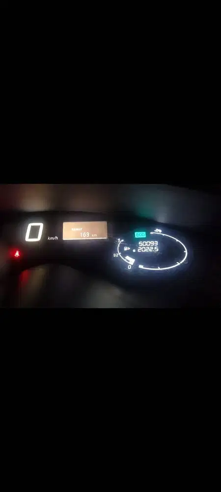 Serena hws 2013 good condition