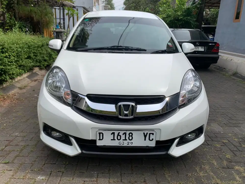 LOW KM // HONDA MOBILIO E 1.5 MT 2014