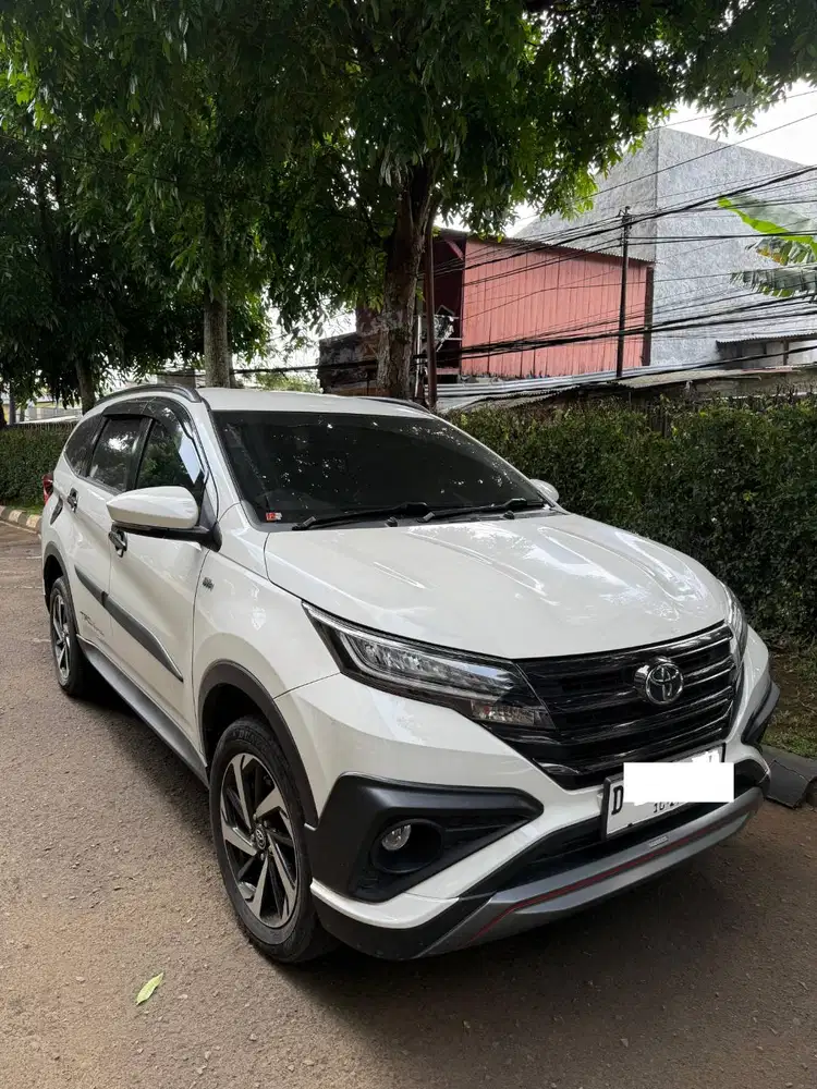 Toyota Rush 1.5 Type S (TRD Sportivo) AT White 2019/2020