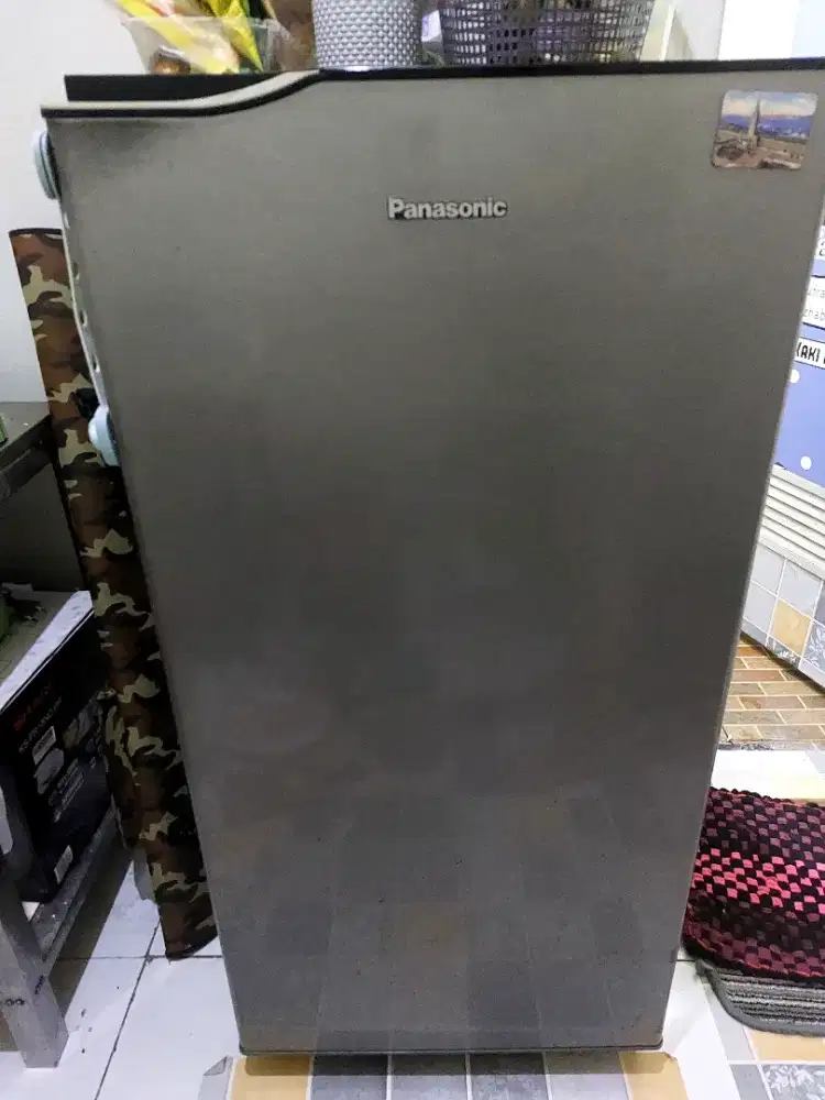 Dijual kulkas panasonic
