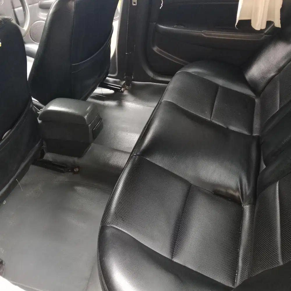 Toyota Corolla 2000 Bensin