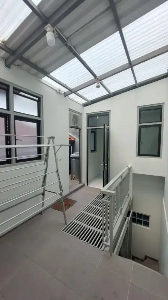 Dijual rumah semi furnish nyaman Simakirana di Kota Baru Parahyangan