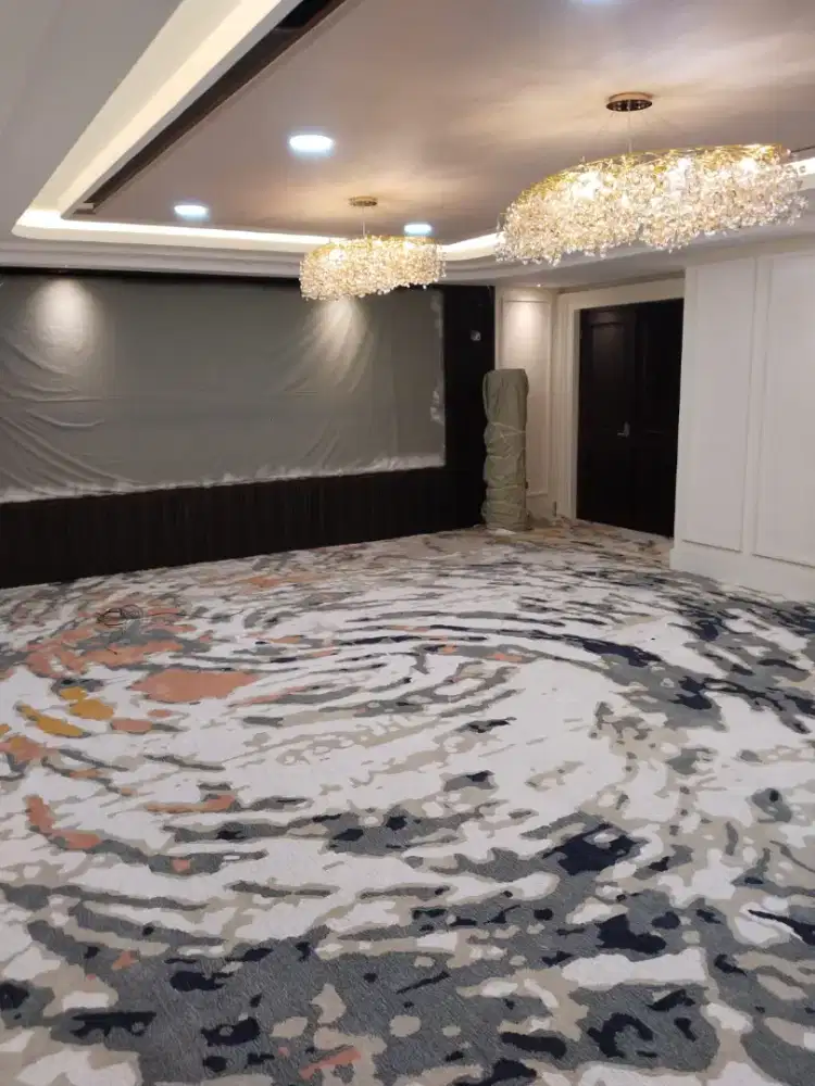 Karpet polos motif serta custom untuk rumah kantor gedung hotel murmer