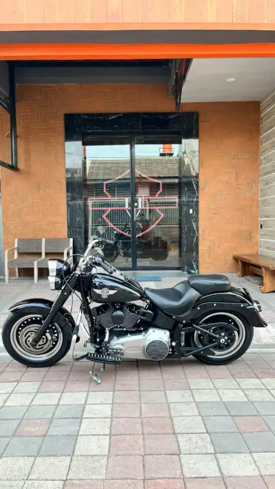 FATBOY 2011 HARLEY DAVIDSON