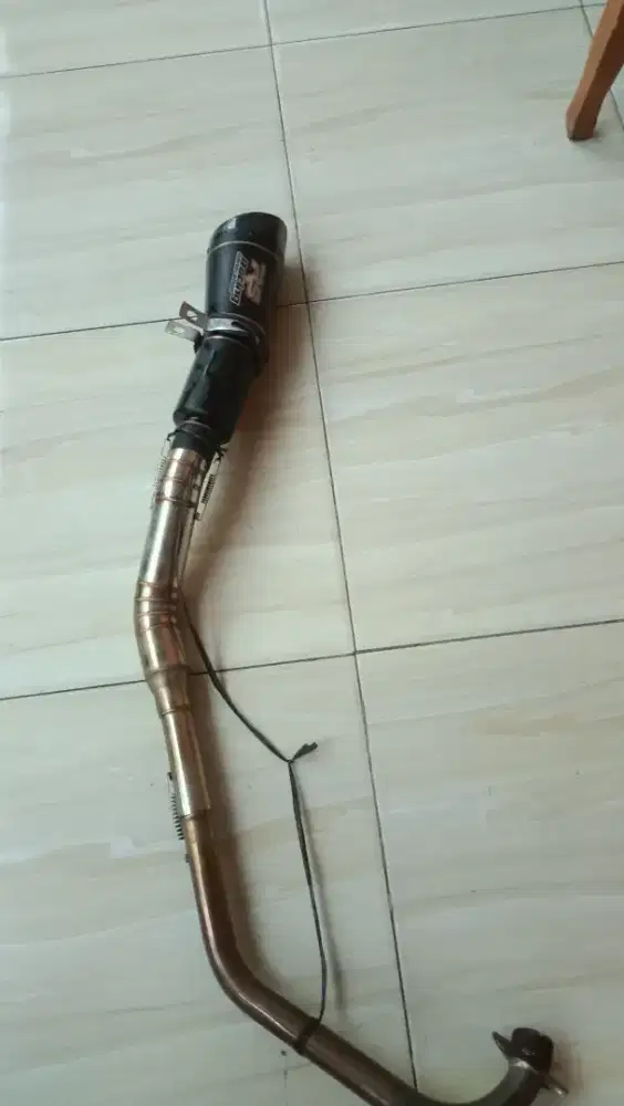 Knalpot racing vixion