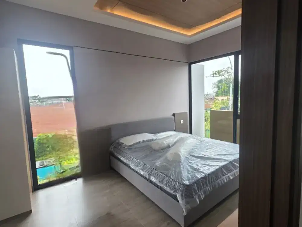 Rumah Terbaru BSD! RB 4 Lokasi Premium Pusat BSD City, Harga Perdana!