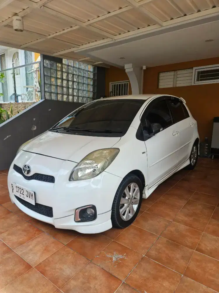 Toyota Yaris 1.5 S Limited A/T 2012 Putih