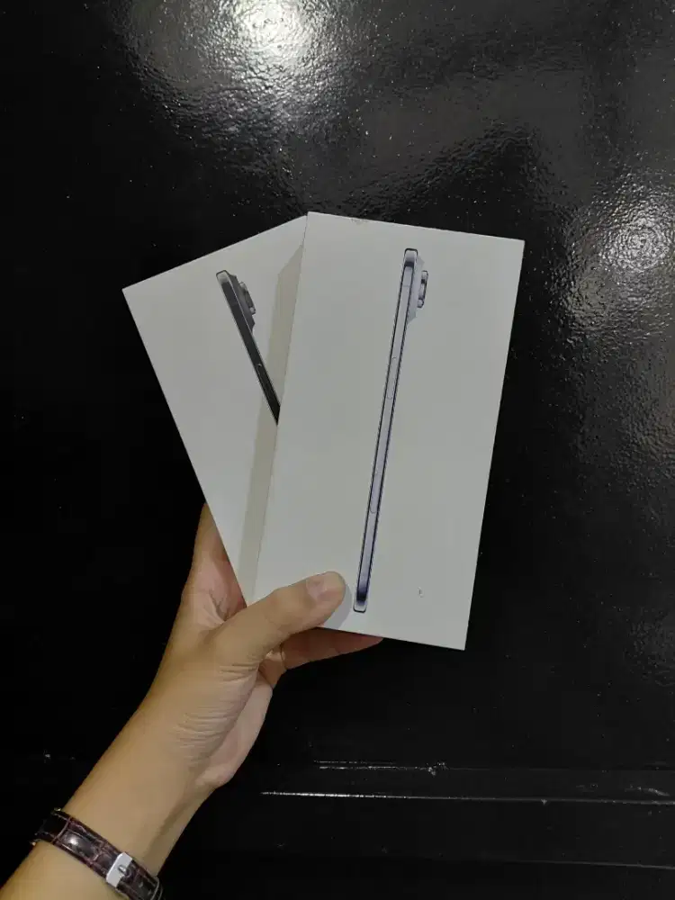 IPHONE AIR READY STOCK TERBATAS YOK BISA CICILAN DAN PROMO MENARIKNYA