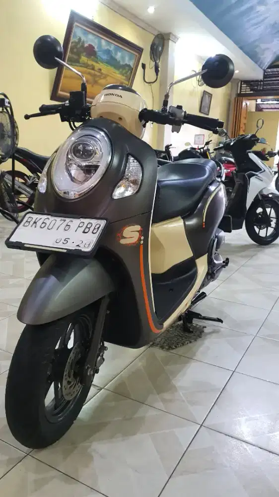 New Scoopy Fashion 2023 Cantik Sekali-Odomtr 13.000 KM-plaza motor