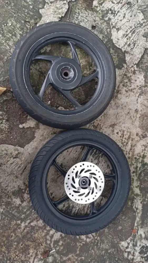 Pelek Honda vario 125 kzr