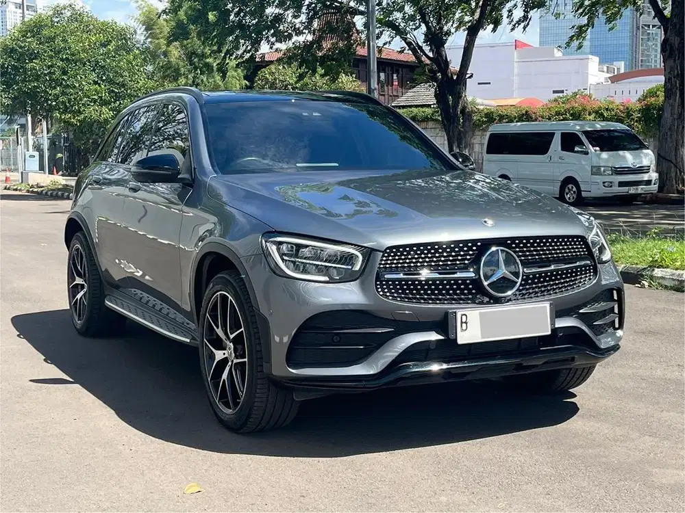 BERGARANSI!! MERCY GLC200 AMG AT GREY 2022