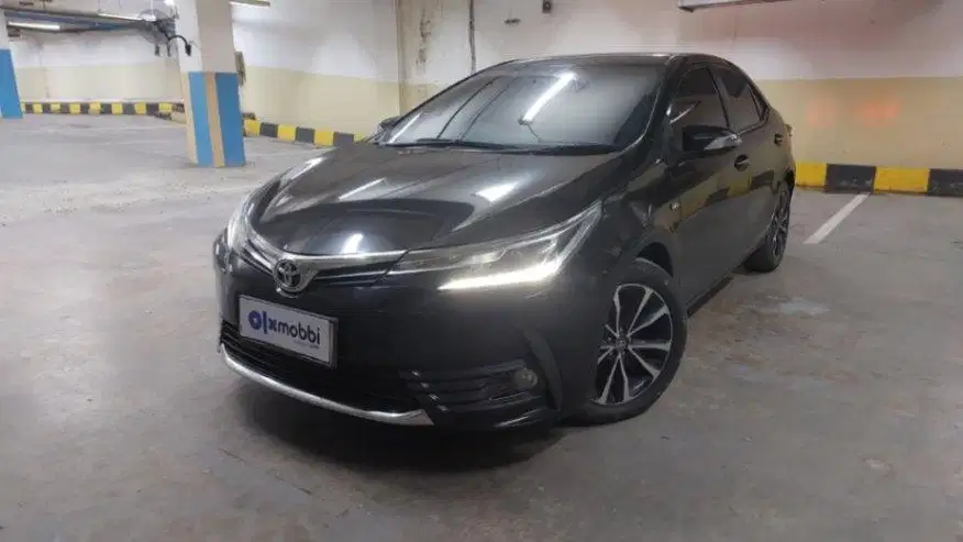 DP Rendah  12JT - Toyota Corolla Altis 1.8 V Bensin-AT 2019 Hitam