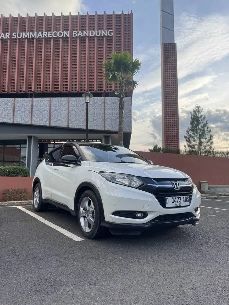TERMURAH HR-V S AT 2015