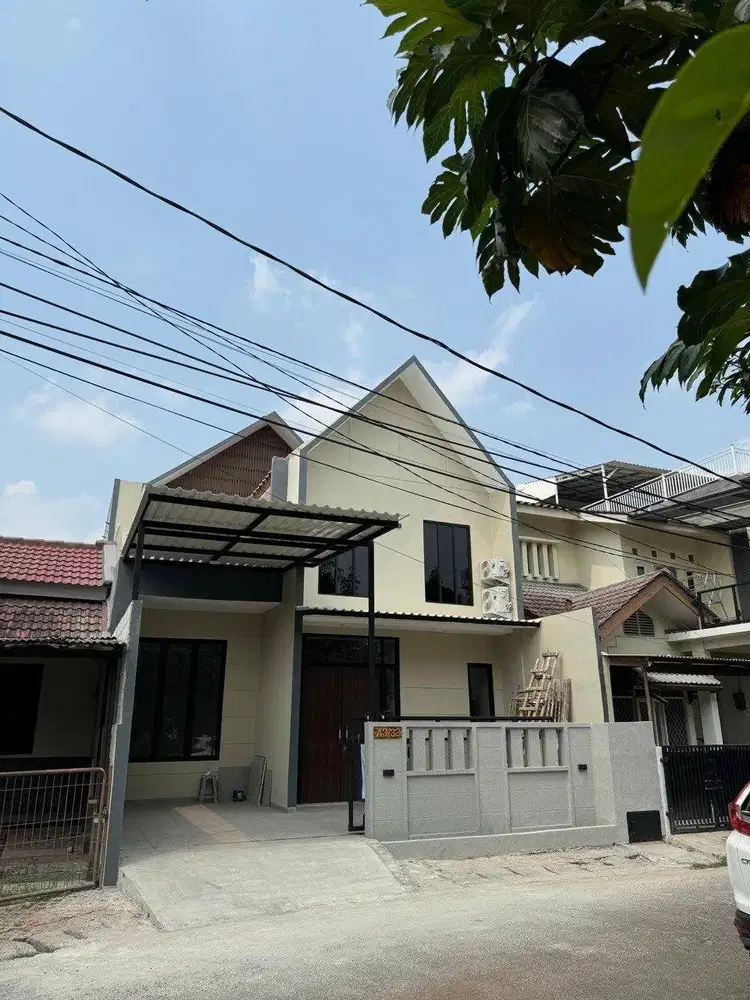 Rumah Baru Siap Huni Depan Taman di Nusa Loka BSD