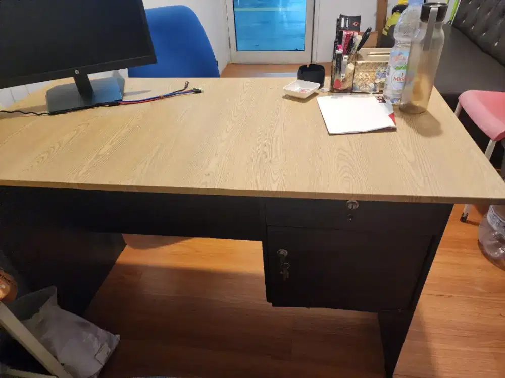 Meja kerja meja belajar serba guna kondisi bagus