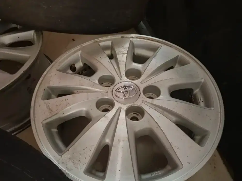 Velg original innova V + ban