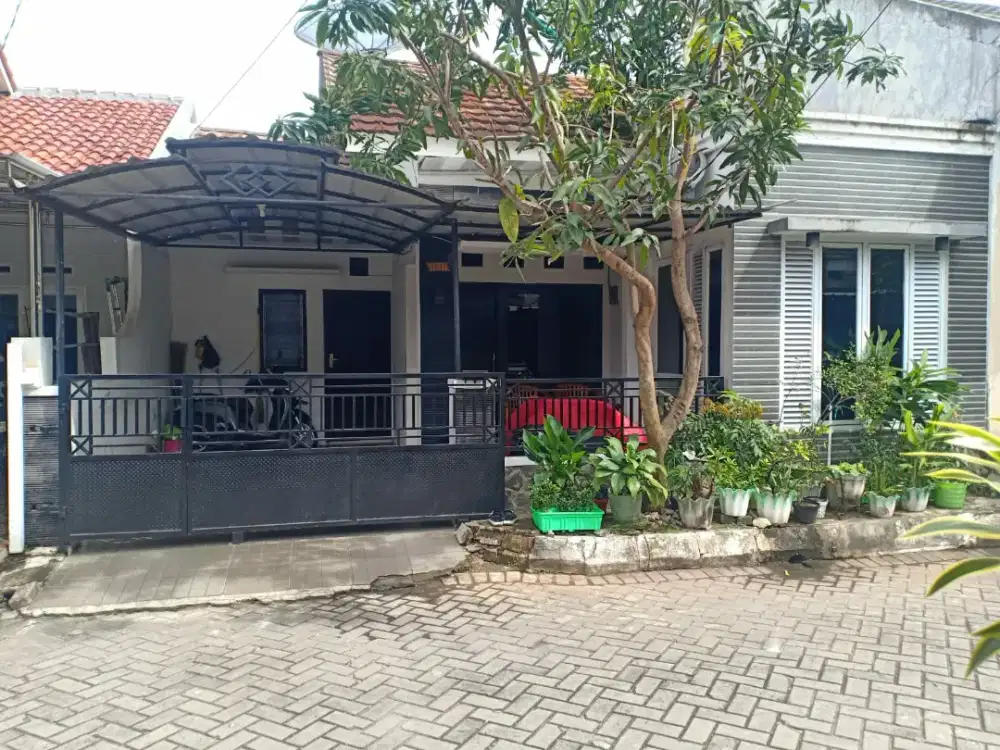 Dijual rumah letak dekat ke  pusat kota