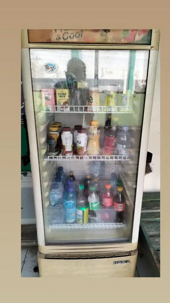 Showcase haika 3 rak