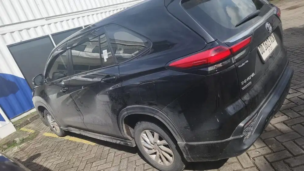 Innova zenix G non hybrid