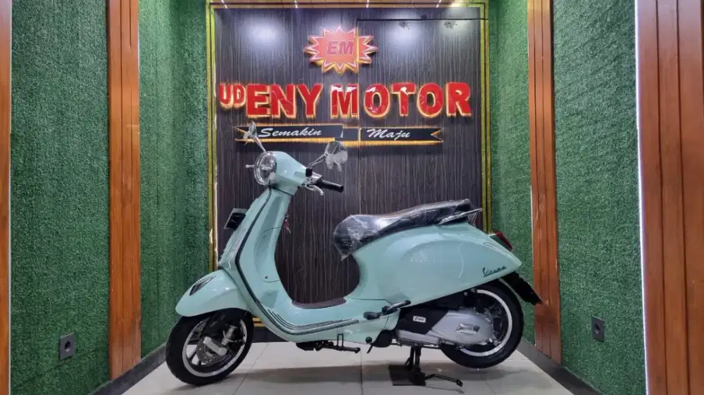 UD ENY MOTOR- VESPA PRIMAVERA 150 ABS TAHUN 2021 CIAMIK