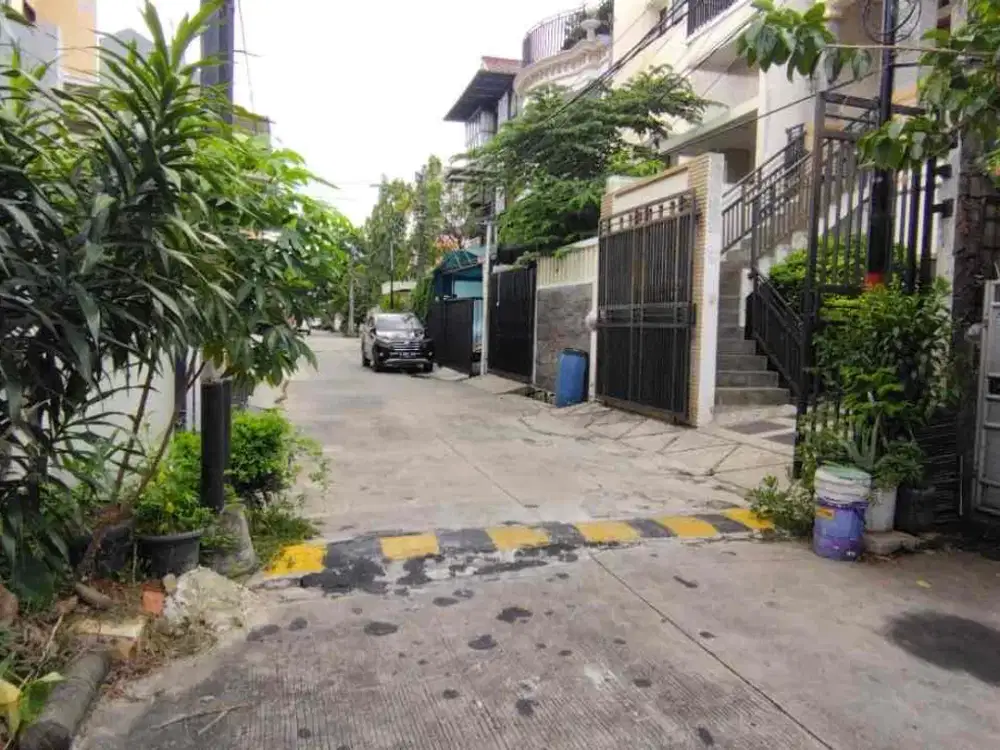 jua cepat rumah Tua hitung tanah ,Lebar 7 ,hadap utara,sunter