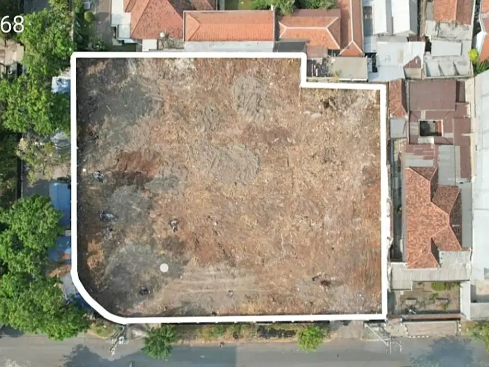 JUAL TANAH POJOK TENGAH KOTA SIAP BANGUN NOL JALAN LOMBOK COCOK UNTUK BERBAGAI USAHA