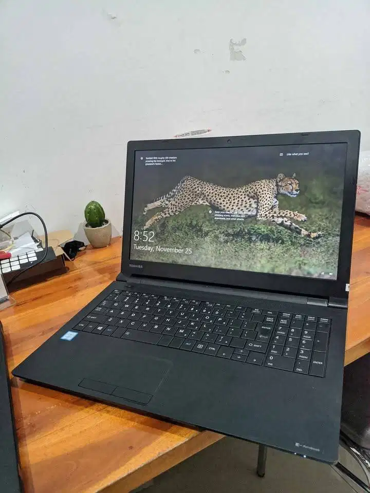 Laptop Toshiba Core i5 Murah Ada keyboard Numerik