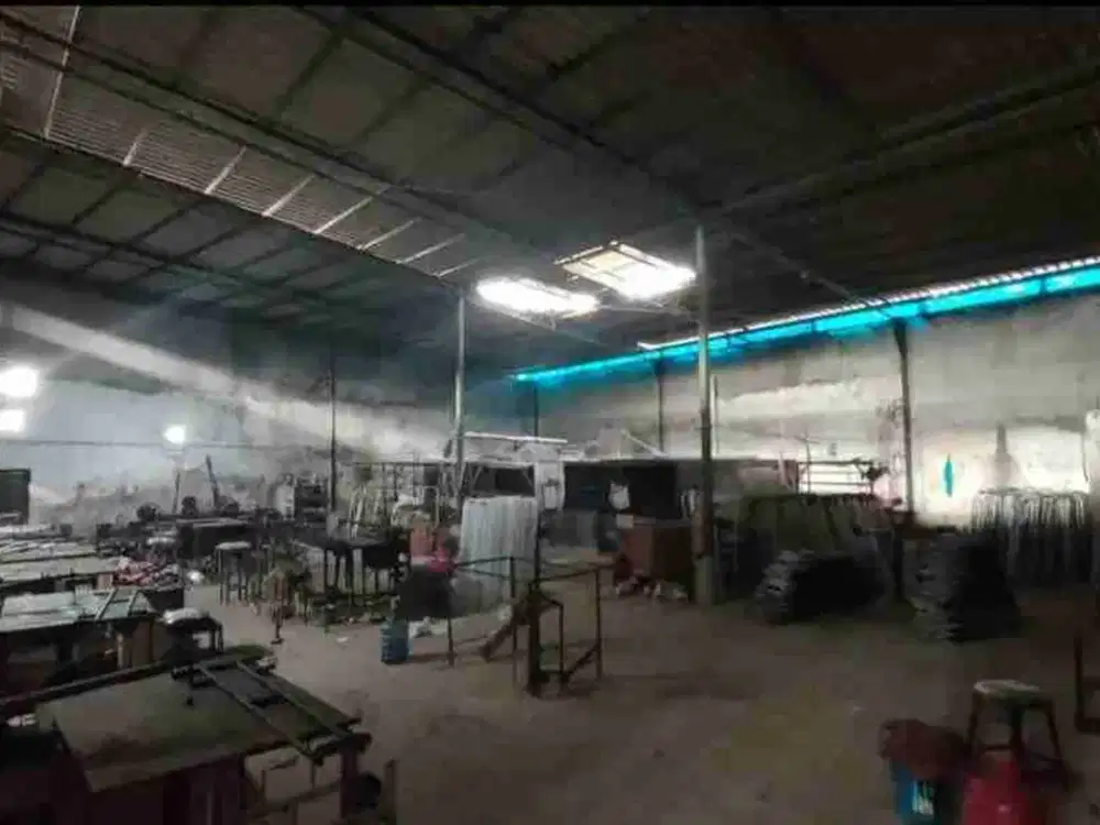 Dijual Gudang Surabaya daerah Kedung Cowek 
Surabaya Utara