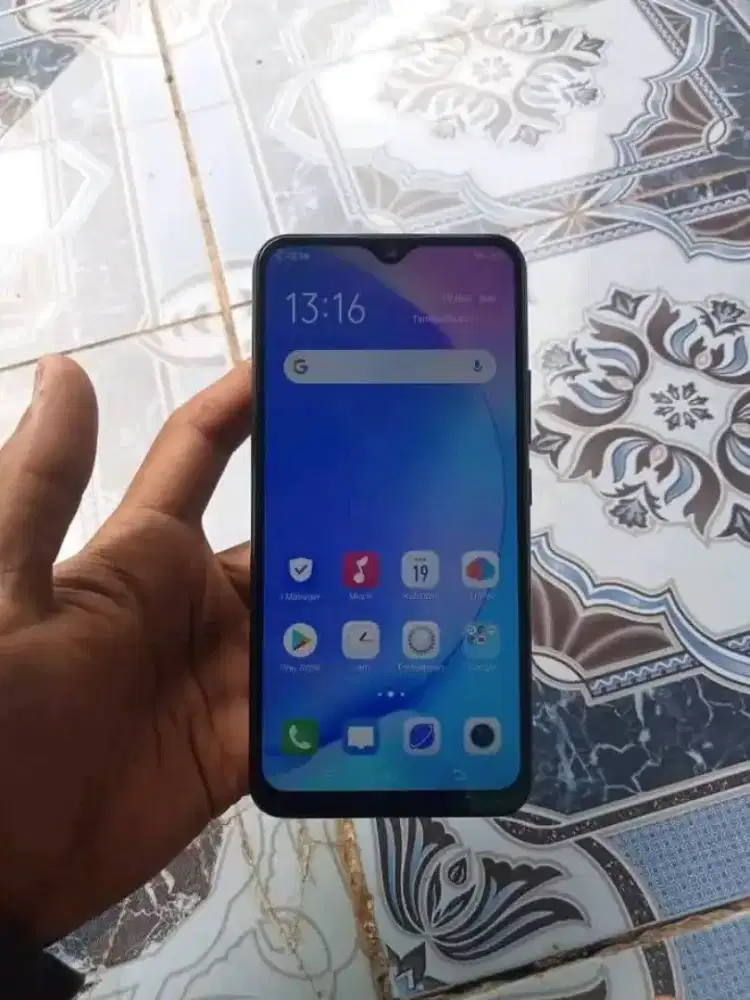 Vivo y17 ram 8/256