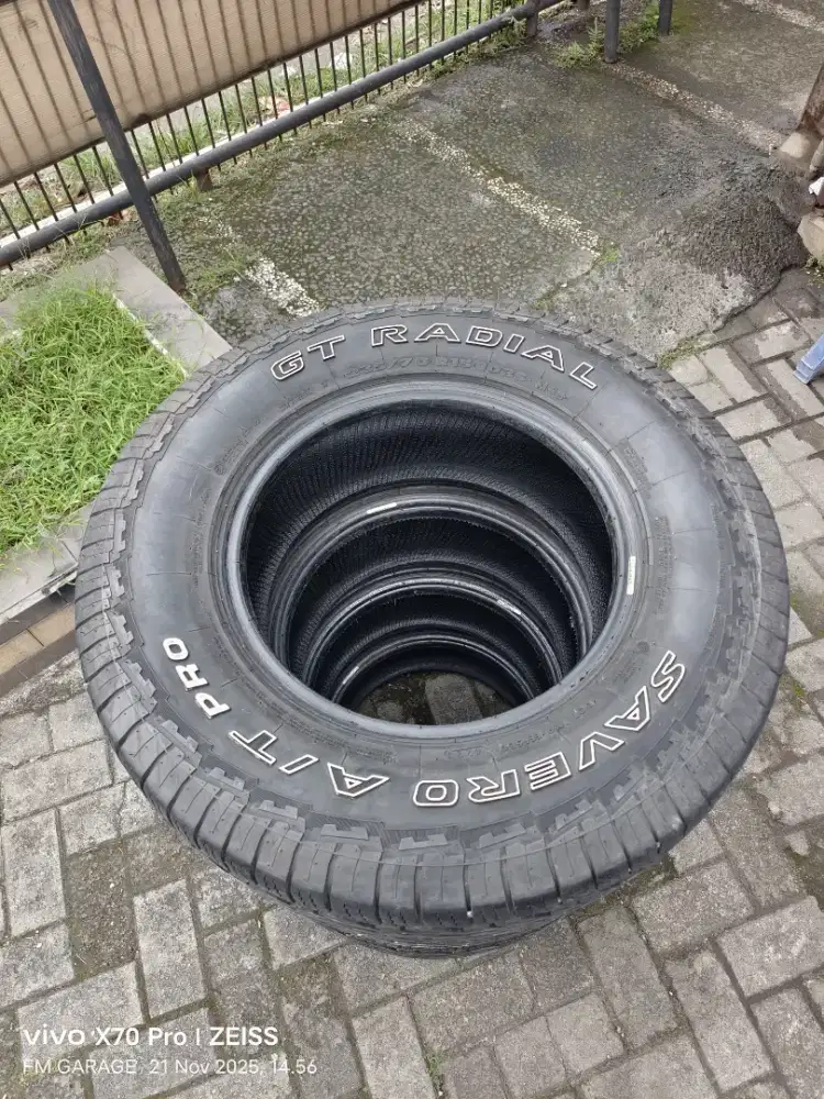 Ban at 235 70 15  gt savero komodo taft katana