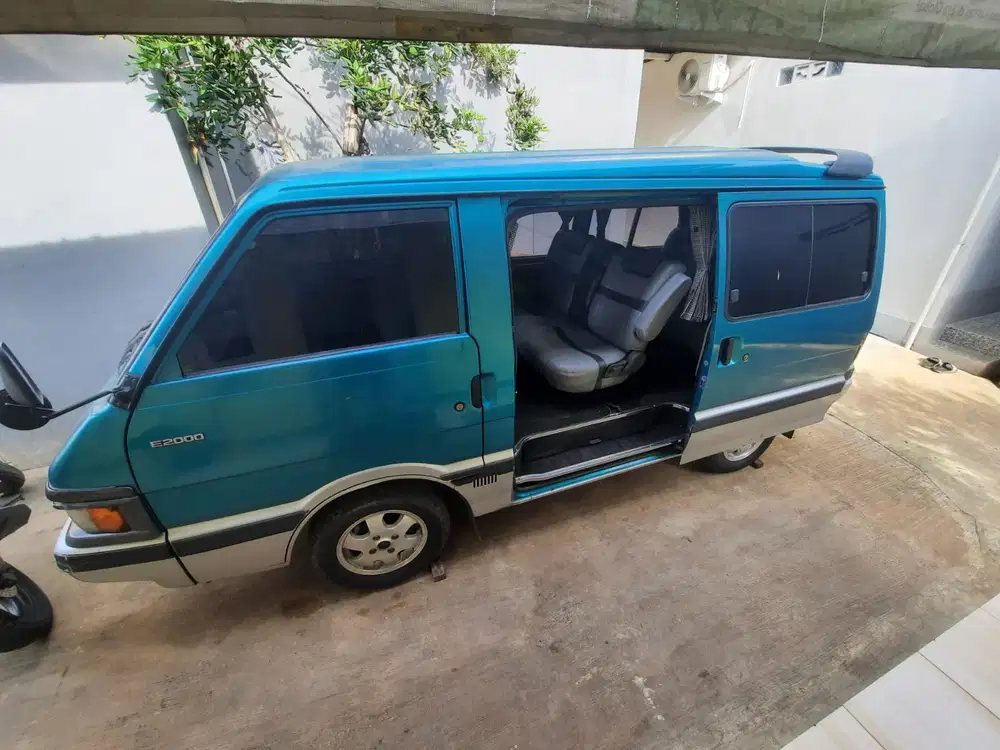 Mazda E2000 1997 Bensin