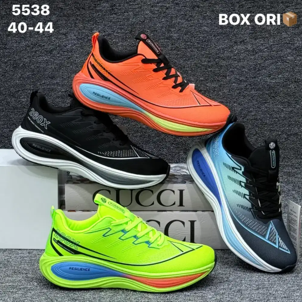 Sepatu running impor carbon