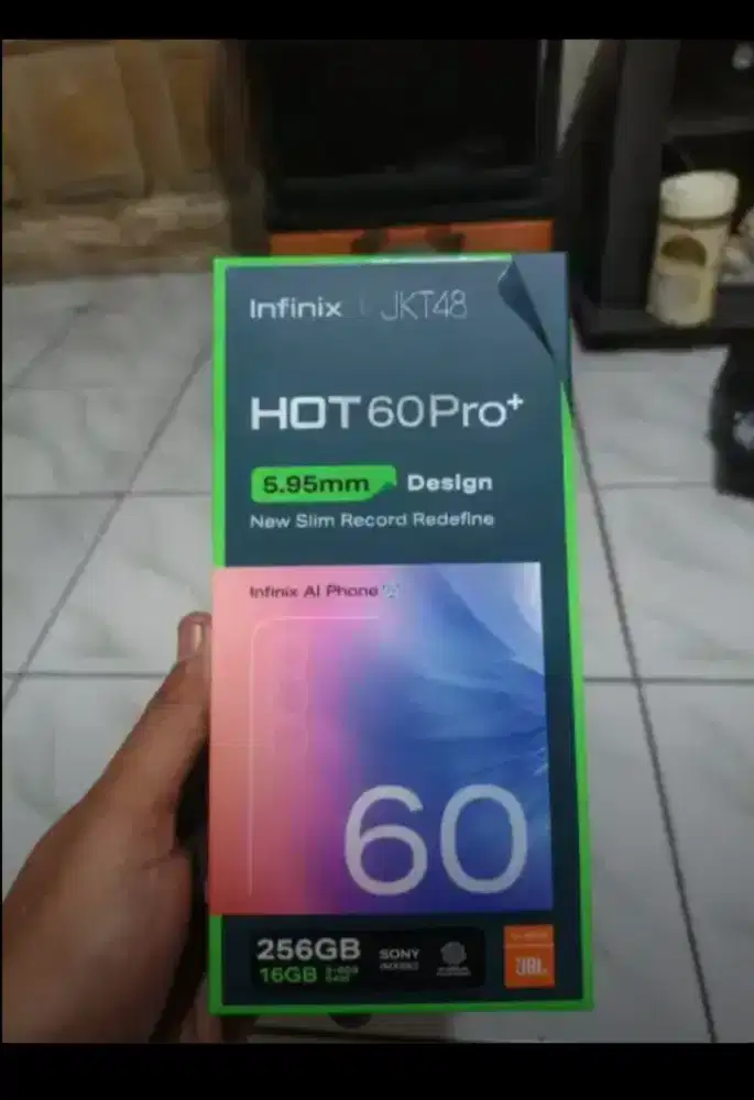 Infinite hot 60 pro plus layar lengkung