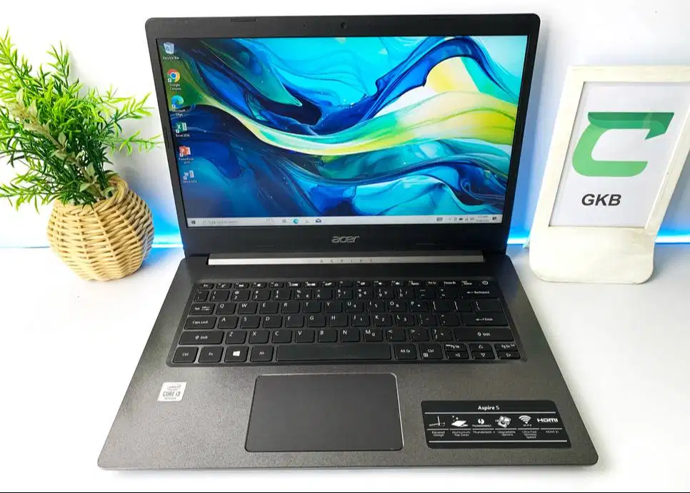 Laptop Acer core i3 Generesi baru bodi slim nyaman untuk kerja kantora