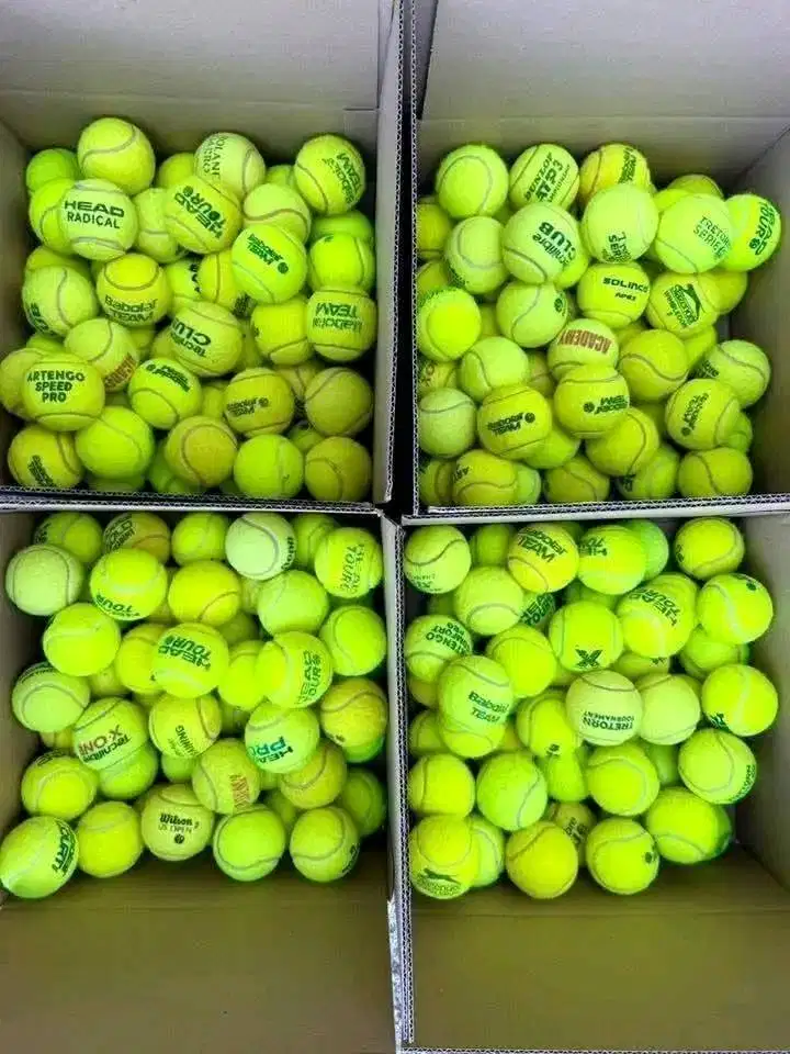 Bola tenis bekas