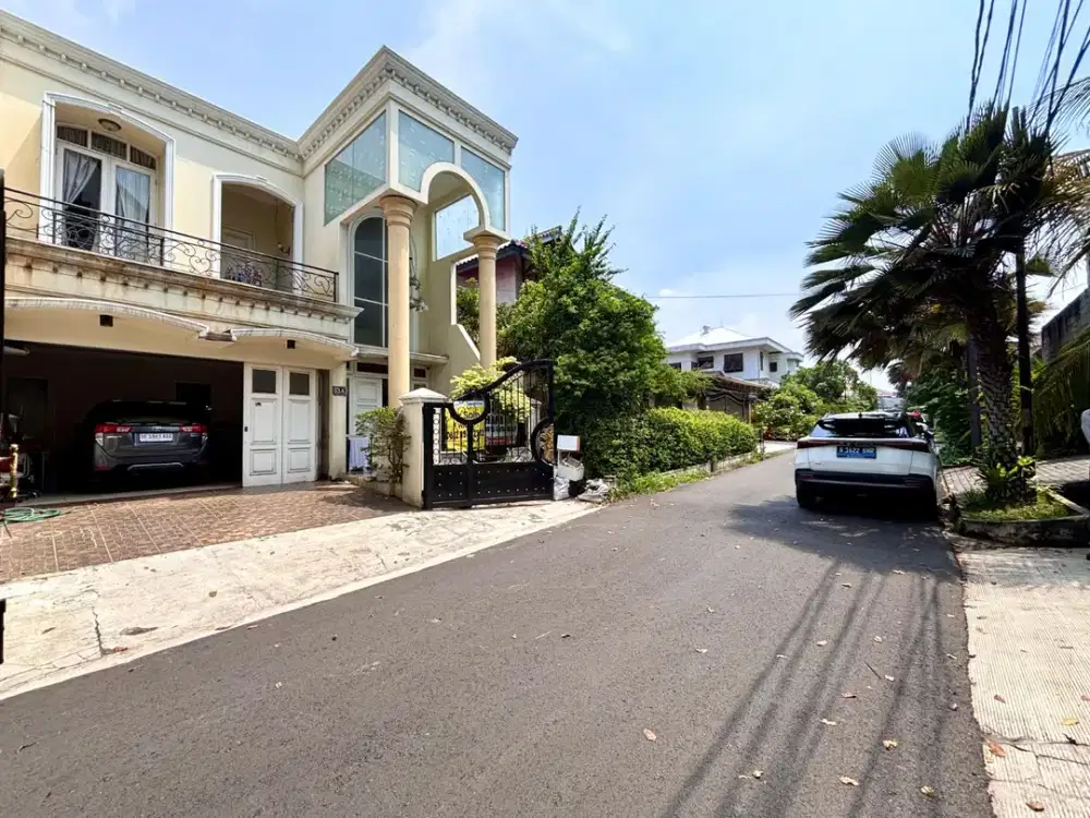 Rumah Mewah Dalam Komplek Gudeng Peluru Tebet Akses Jalan Lebar Security 24 Jam ( One Gate System )