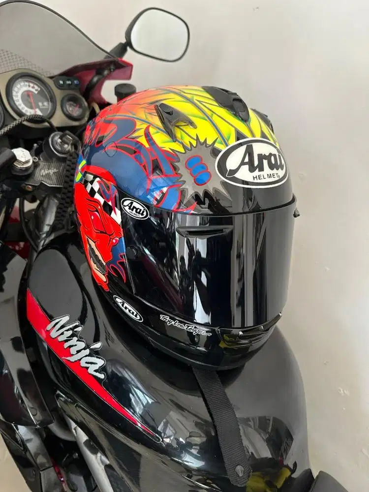 Arai astro tr original