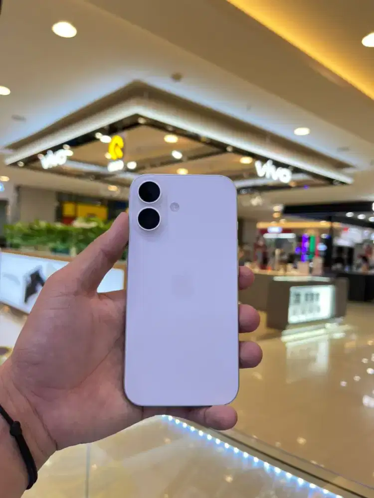 Iphone 16 256gb white iBox