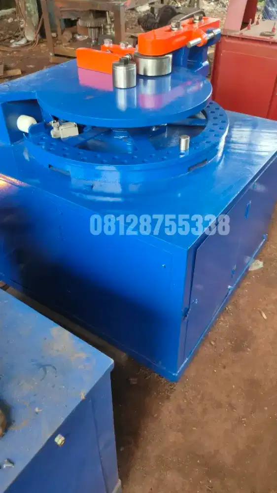 Bar Cutter TOYO MC52 dan Bar Bender TAKEDA TKB52