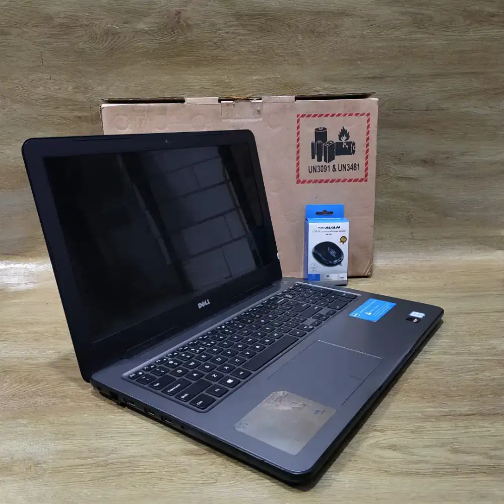 Laptop Gaming Dell Inspiron 5567 Slim Core i7 Gen 7 Dual VGA Ram 16GB