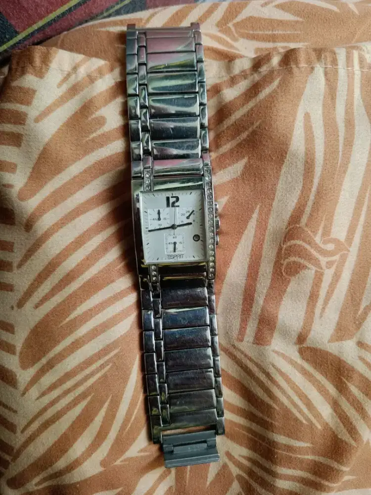 Dijual Jam Tangan Chrono Stainless Steel merk ternama Esprit Original