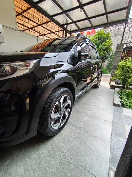 Honda BRV Hitam Mulus Matic Atas Nama Sendiri Dari Baru