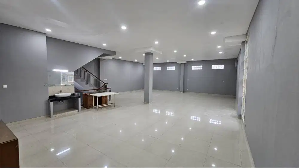 Disewakan Ruko Lokasi Strategis di Lembang Kota Bandung