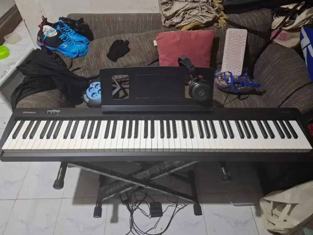 Piano Roland FP-10